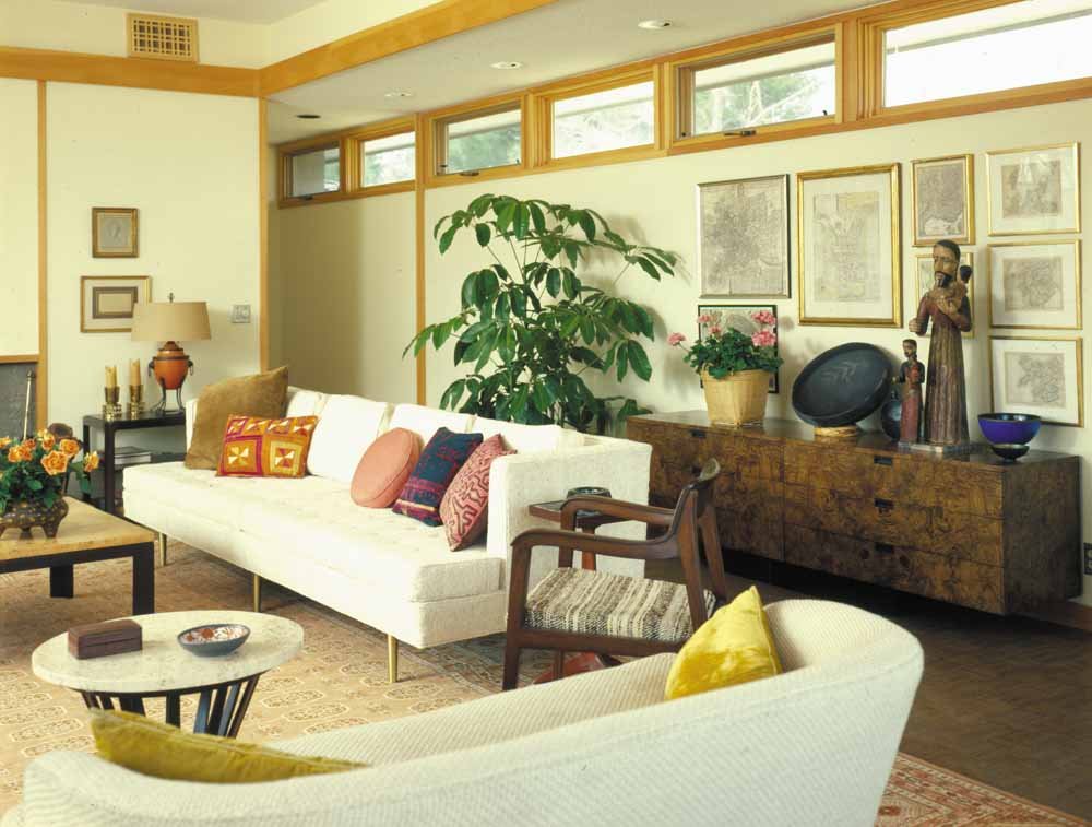Landis Gores, House for All Seasons
