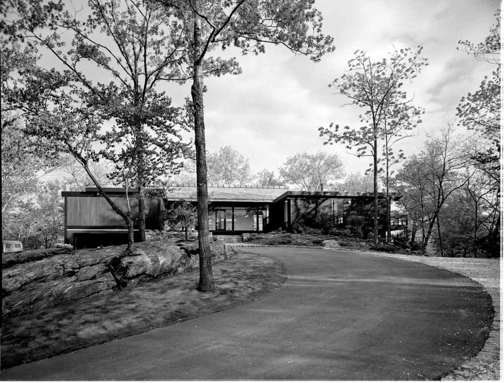 Sache 1 House Exterior